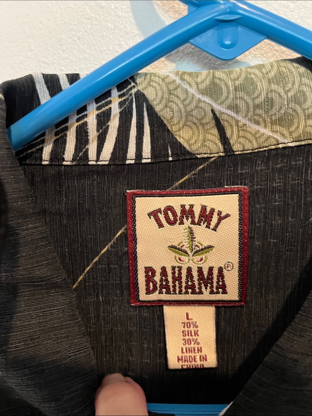 Vintage Tommy Bahama Black Silk/Linen Palm Leaf Hawaiian Aloha Camp Shirt L - Picture 3 of 7